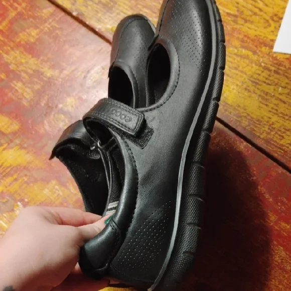 Ecco Black Mary Jane Size 40 Like New - Picture 4 of 5